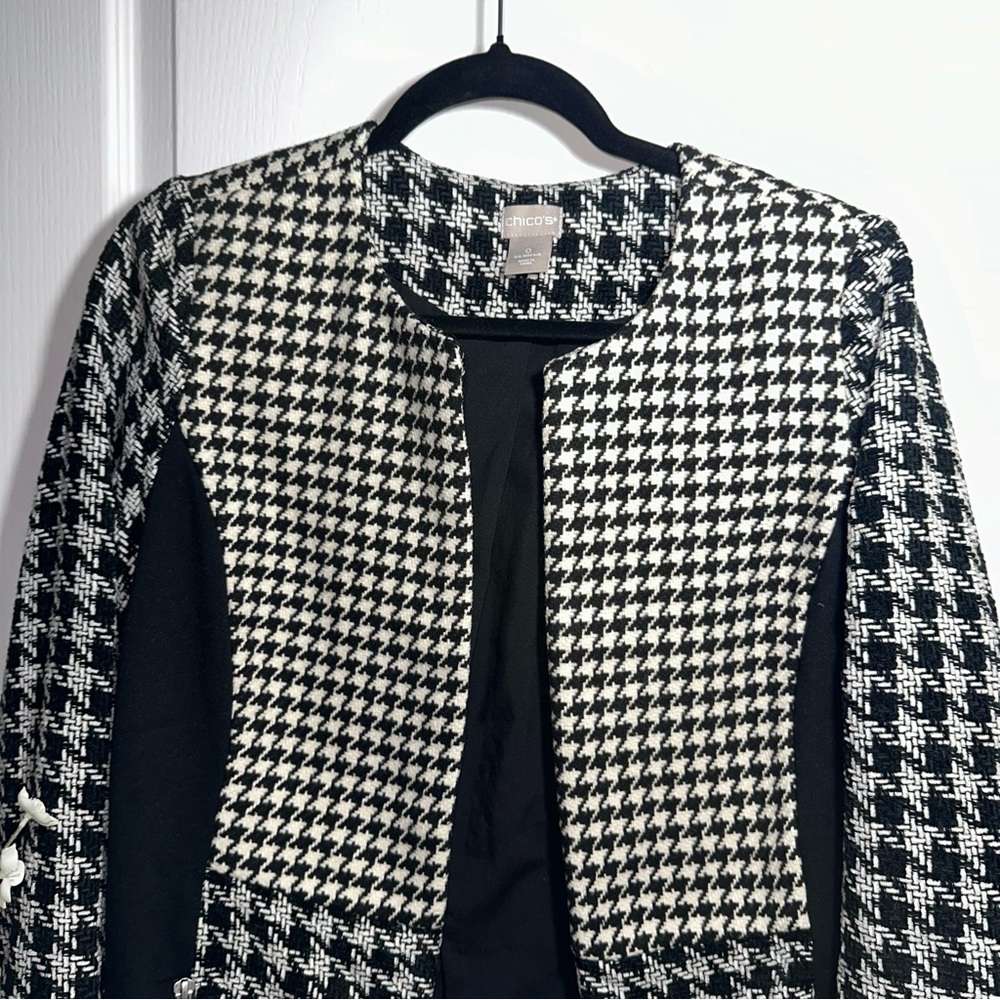 Chico's Monochrome Patterned Jacket - image 4